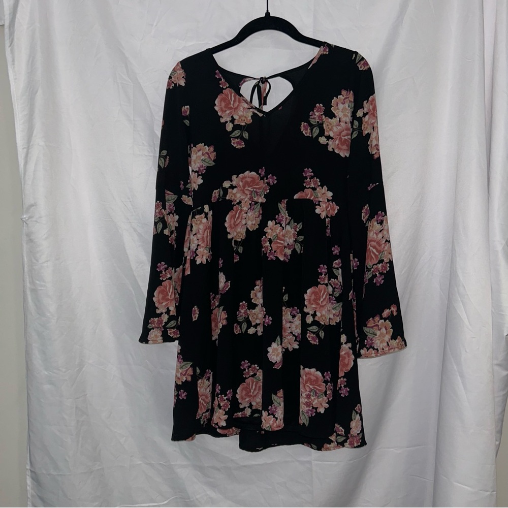 Altar’d State Dress Floral Baby Doll Empire Waist Bell Sleeve Open back Mini S